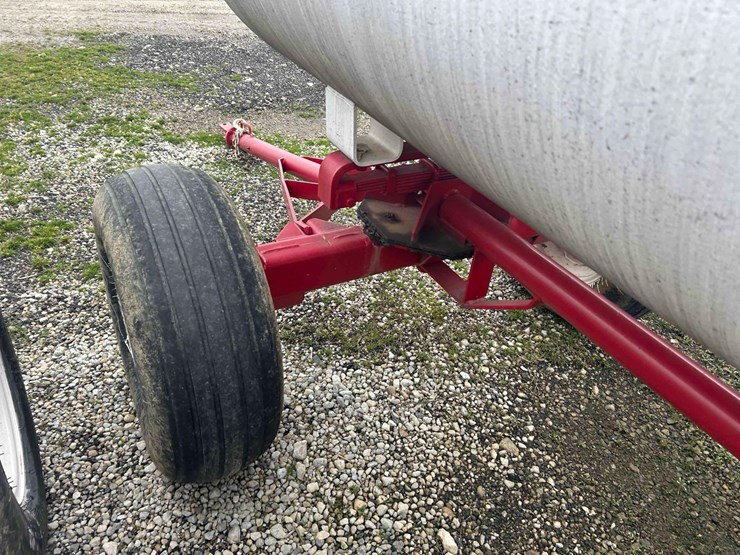 1000-gal.-nh3-tank-on-gear-#2-image-11