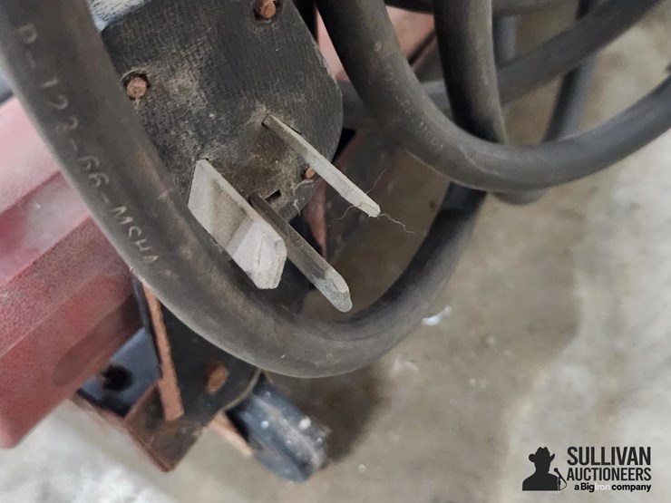 clark-180en-mig-welder-image-12