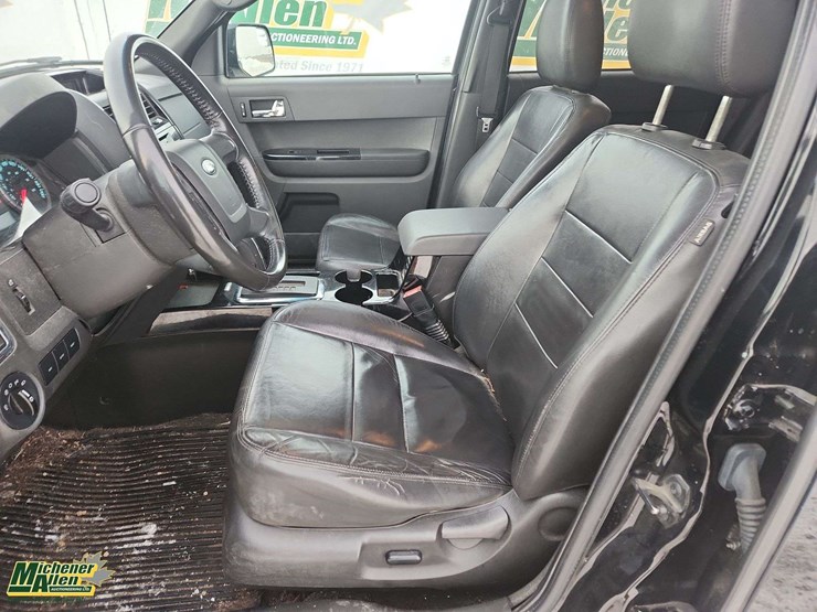 2012-ford-escape-xlt-image-15