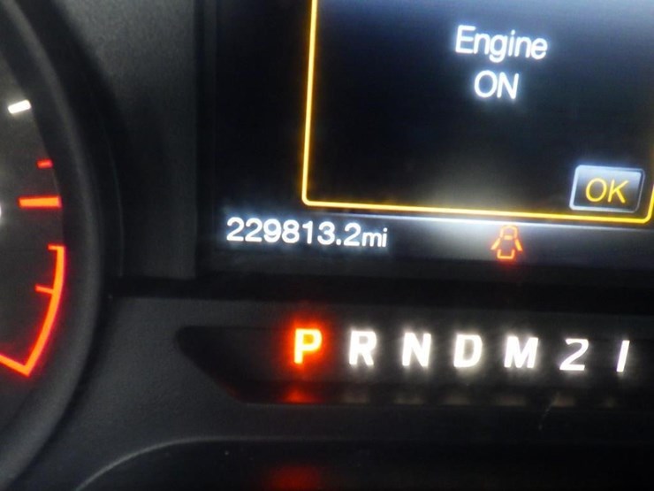 2016-ford-f150-image-12