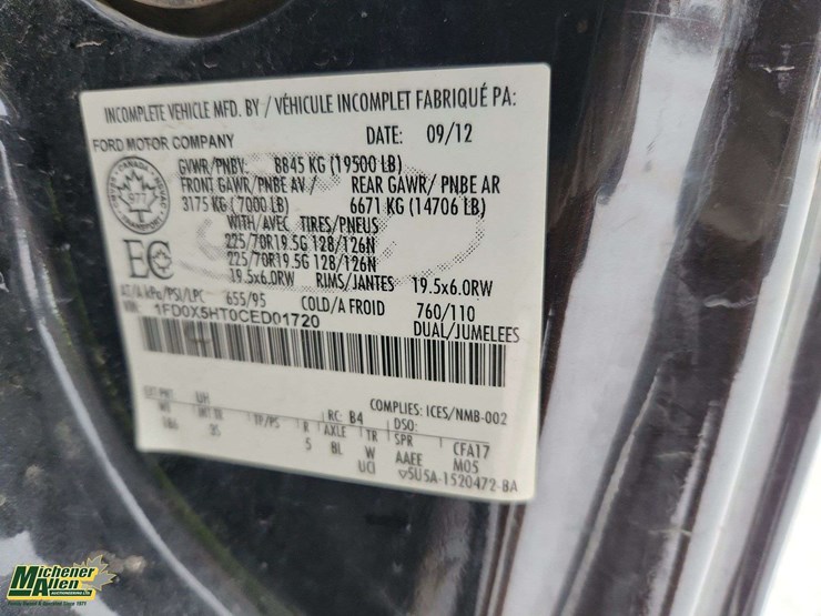 2012-ford-f550-image-44