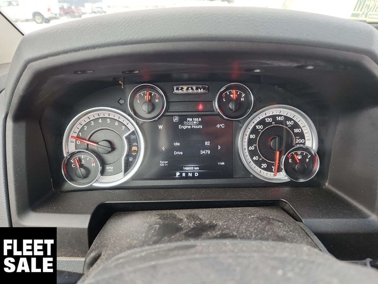 2013-dodge-1500-image-17