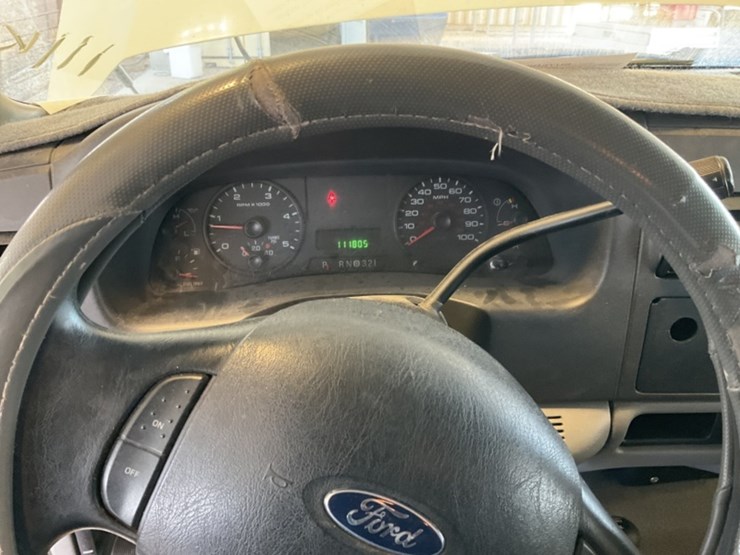 2006-ford-f350-image-15