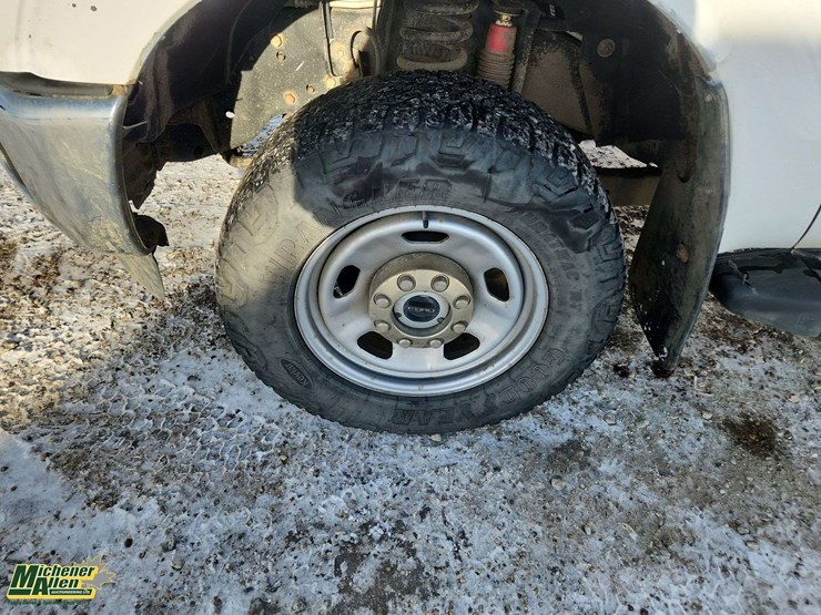 2015-ford-f350-sd-image-10