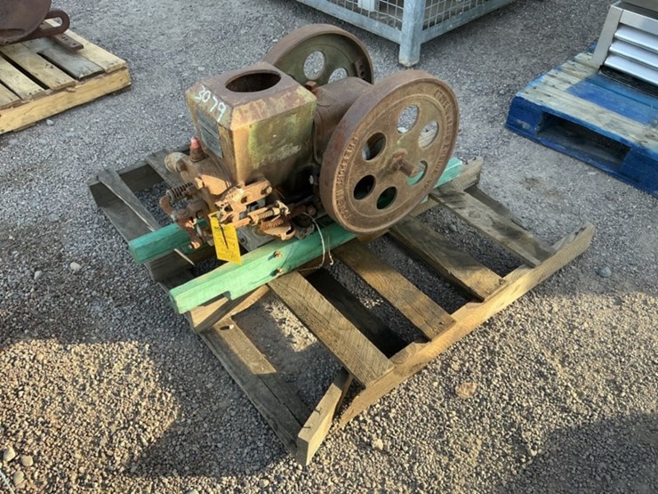 stover-1-1/2-2-hp-engine-image-2