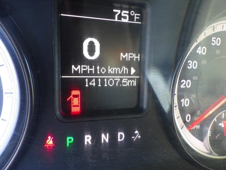 2015-dodge-2500-image-14