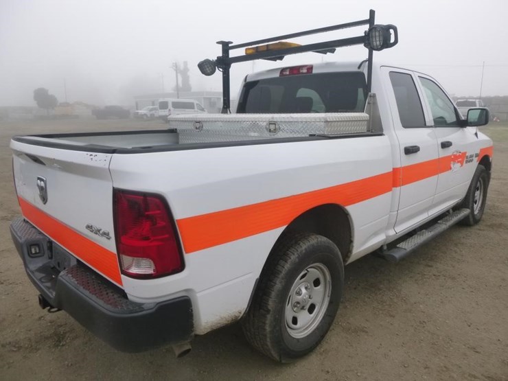 2014-dodge-1500-image-3