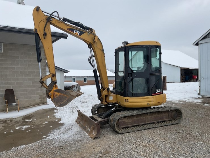 caterpillar-304cr-image-1