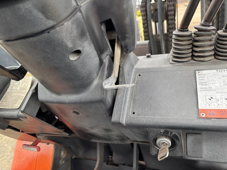 toyota-7fgu25-image-24