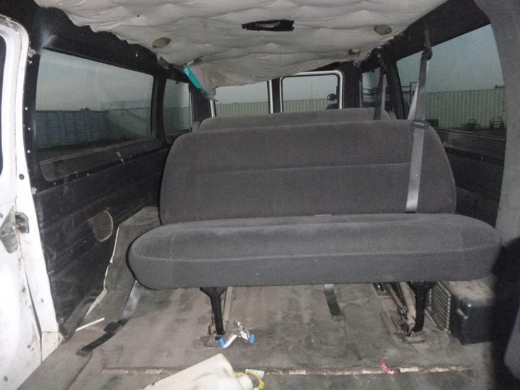 2002-dodge-ram-3500-image-11