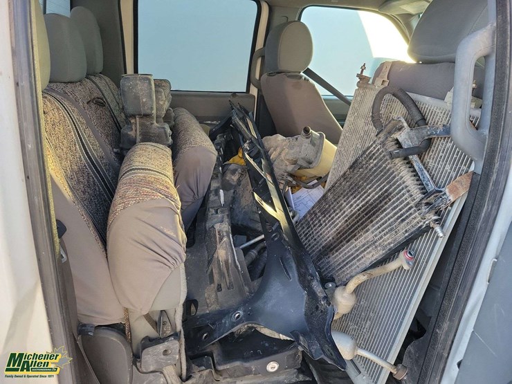 2015-ford-f350-image-19