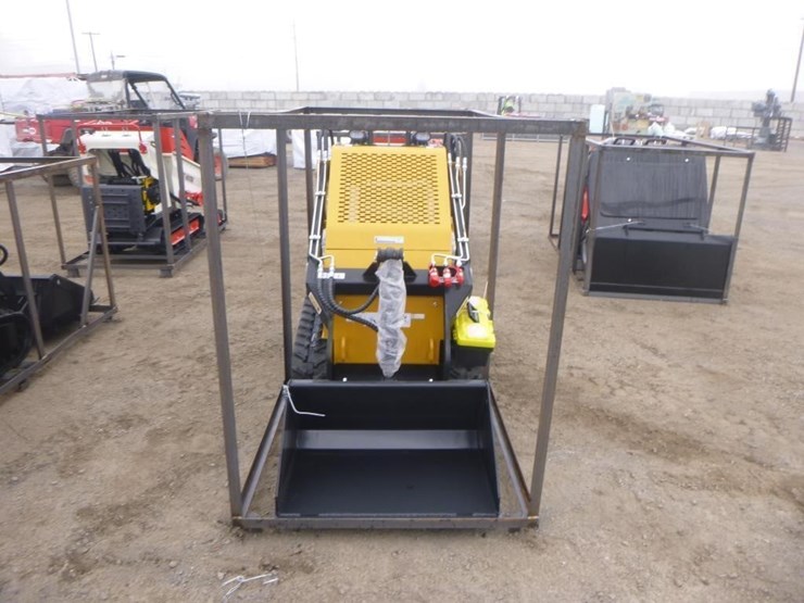 2025-agt-mx-mrt14-skid-steer-track-loader-image-5