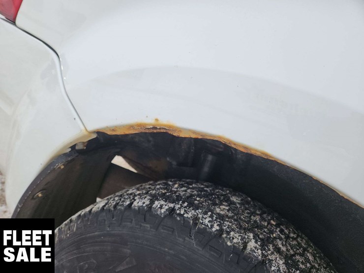 2011-ford-escape-xlt-image-34