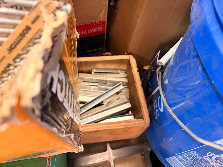 assortment-of-nails-fasteners-/w-misc-material-image-10