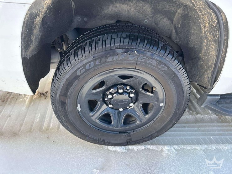 2020-chevrolet-tahoe-image-23