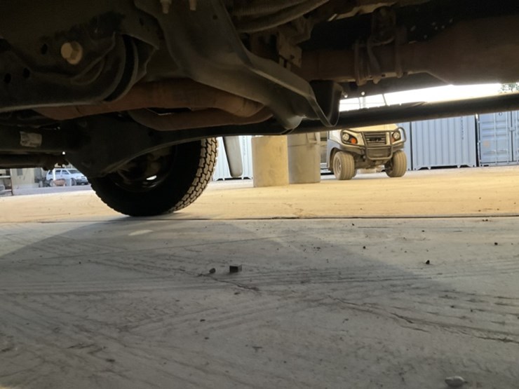 2013-ford-f450-image-27