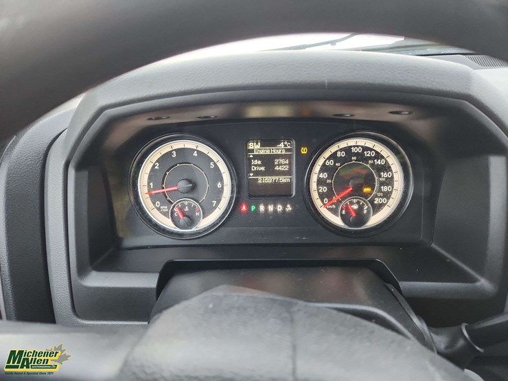 2016-dodge-2500-image-9