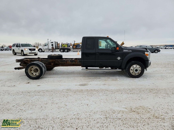 2012-ford-f550-image-8