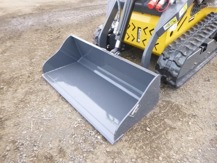 sdlanch-sdll60-skid-steer-track-loader-image-9