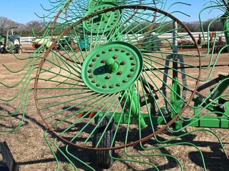 frontier-8-wheel-hay-rake-image-6
