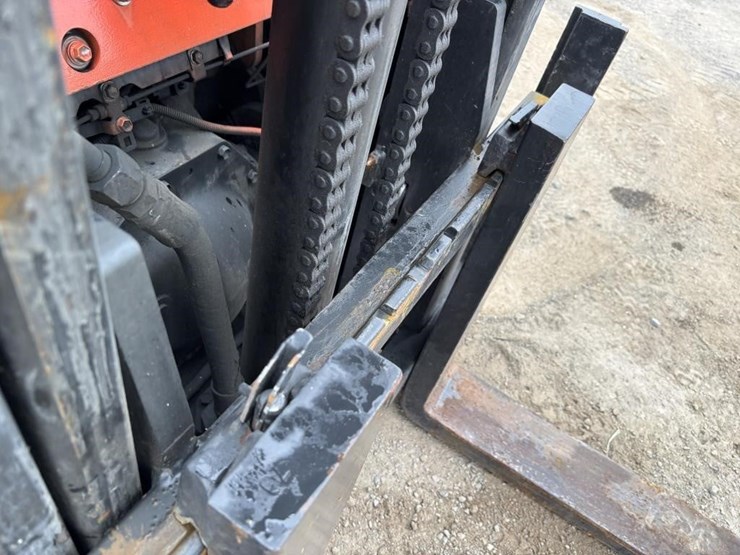 2006-toyota-7fgcu20-image-12