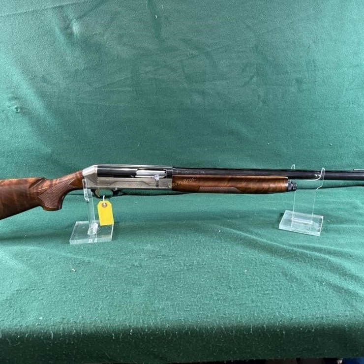 Benelli Legacy 12 ga Shotgun