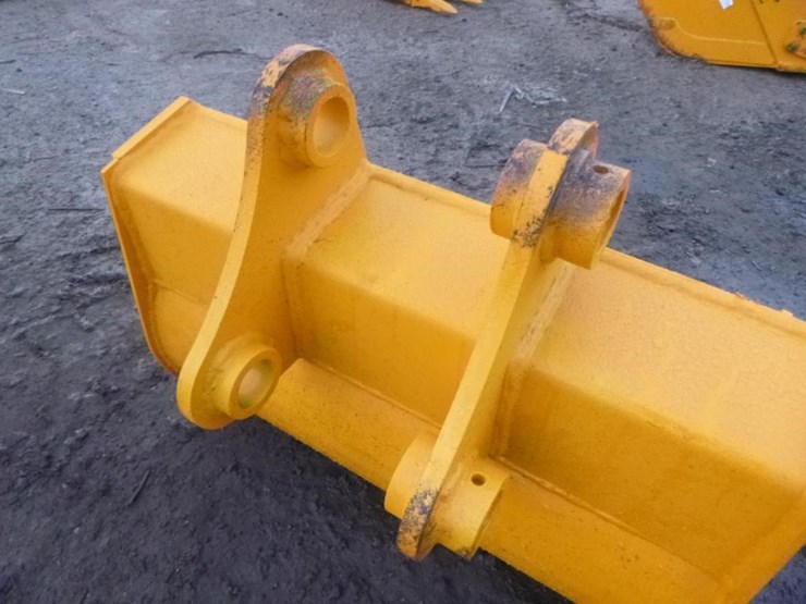 caterpillar-303-image-5