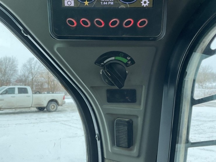 2021-caterpillar-259d3-image-14