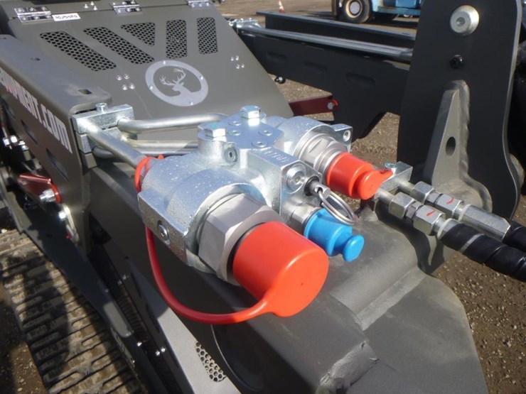 2025-kubota-d1703-image-12