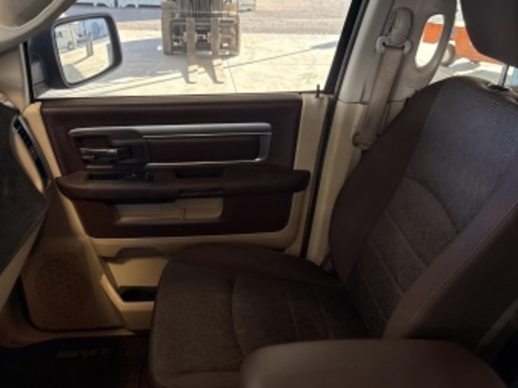 2017-ram-1500-lone-star-image-26