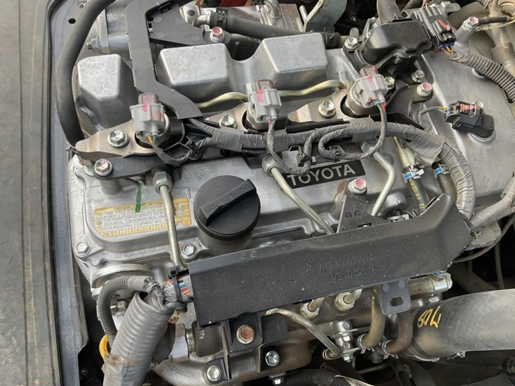 (inv.51000)-2016-toyota-8fdu18-diesel-forklift,-567-hours,-4000-cap,-3-stage-mast,-fork-positioner-image-7