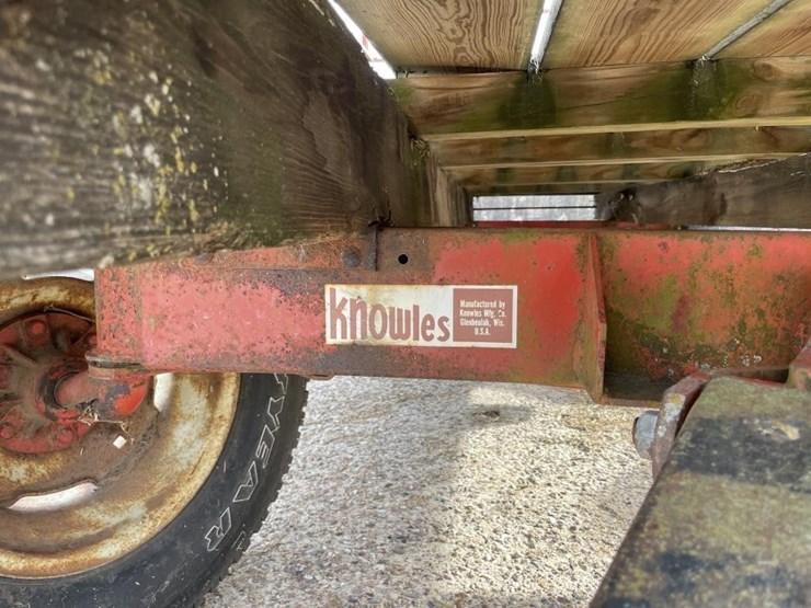 16'-hay-wagon-on-knowles-running-gear-image-6