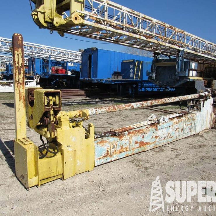 (1-44) WALKER-NEER Apache 250-40 Pipe Handler Top...