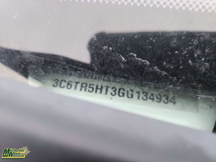 2016-dodge-2500-image-6