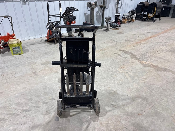 dewalt-d2598u-pavement-breaker-image-3