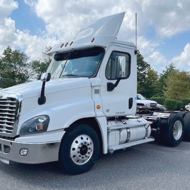 2019 FREIGHTLINER CASCADIA 125