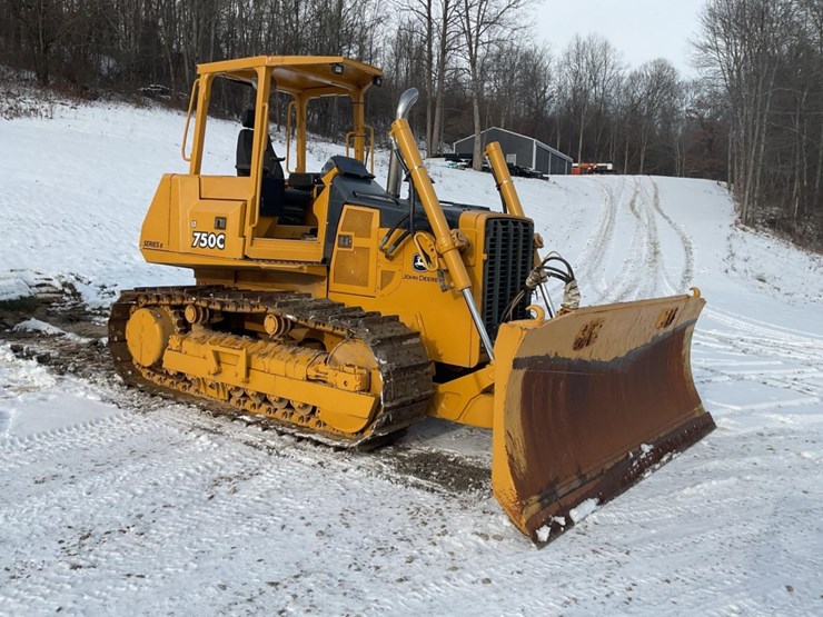 deere-750c-image-1