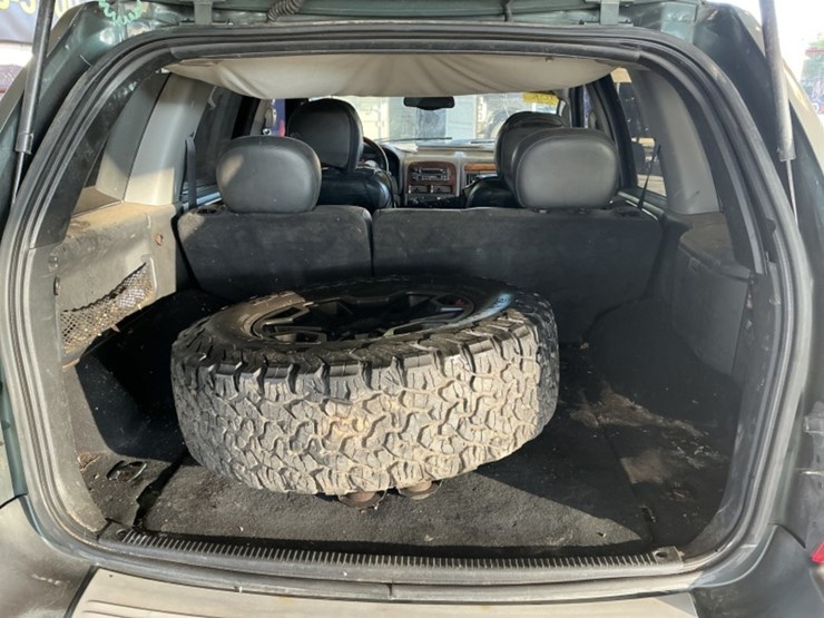 2004-jeep-grand-cherokee-image-9