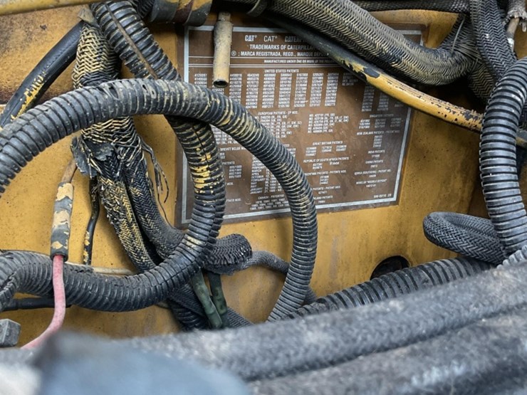 1996-peterbilt-378-image-10