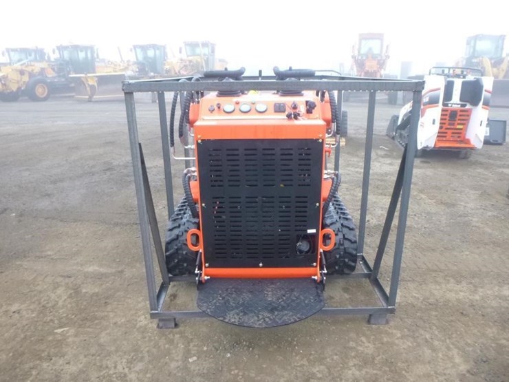 2025-agt-lrt23-skid-steer-track-loader-image-6