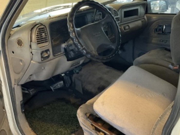 1998-gmc-sierra-2500-image-22