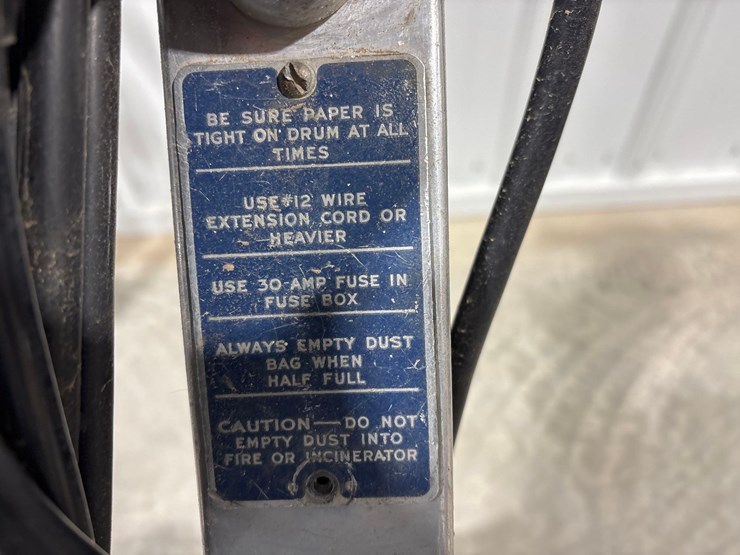 clarke-floor-and-edge-sander-image-8