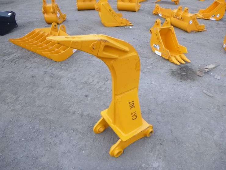 caterpillar-307-image-1