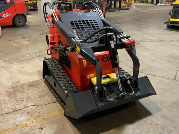 (inv.50097)-new-unused-zjg-zj-380-compact-track-loader,-27-hp-gas-engine,-aux,-hydraulics,-gp-bucket-image-5