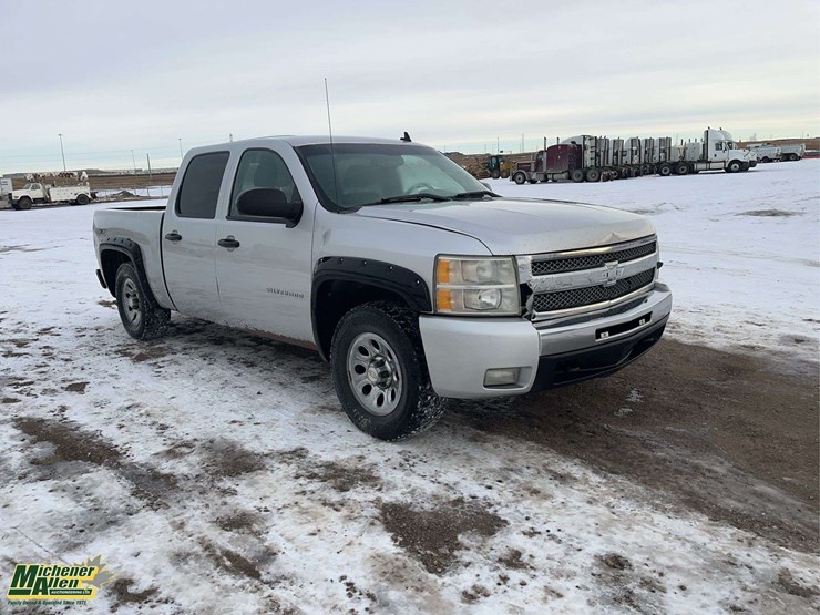 2010-chevrolet-silverado-1500-image-2