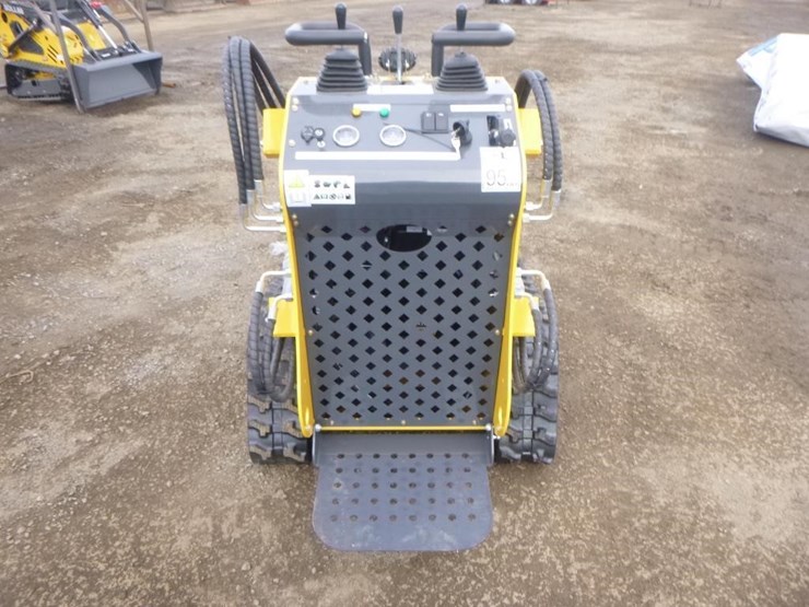 sdlanch-sdll60-skid-steer-track-loader-image-8