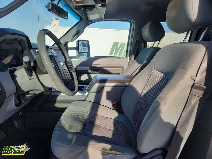 2015-ford-f350-sd-image-14