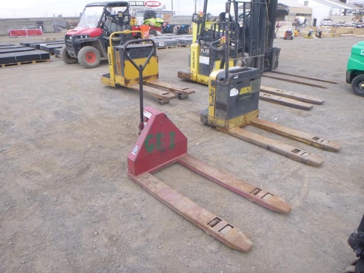 dayton-3w094b-pallet-jack-image-2