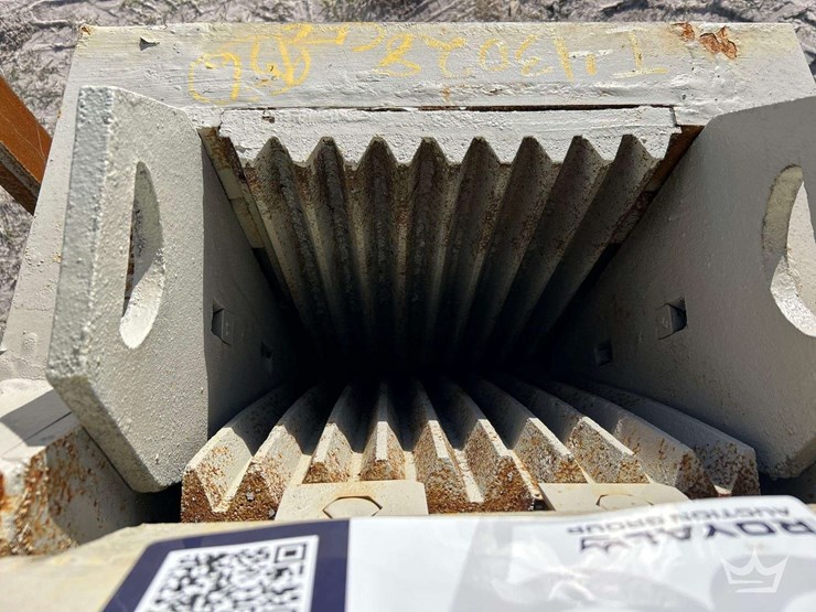 2025-sklp-sk-psj220-electric-jaw-crusher-image-5