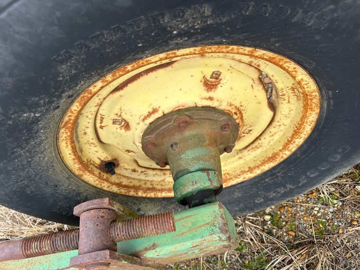 john-deere-100-image-7